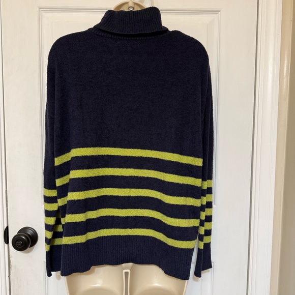 Vince Camuto Navy Lime Stripe Turtleneck Sweater Cozy Knit Size S - Picture 4 of 5